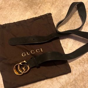 Black Gucci belt, 40in
